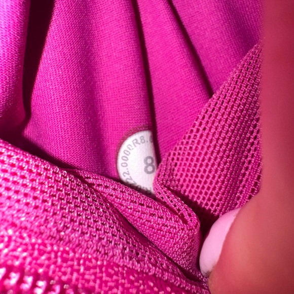 Lululemon speed up shorts 2.5” sonic pink size 8 - Picture 4 of 5
